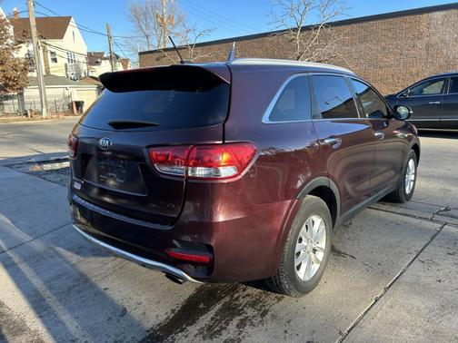 2016 Kia Sorento LX