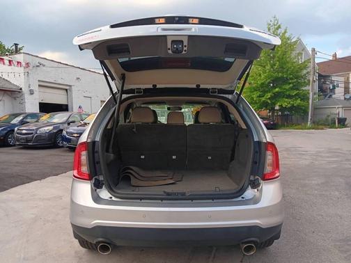 Ingot Silver Metallic 2013 Ford Edge Limited