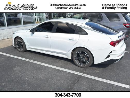 Glacial White Pearl 2022 Kia K5 GT-Line
