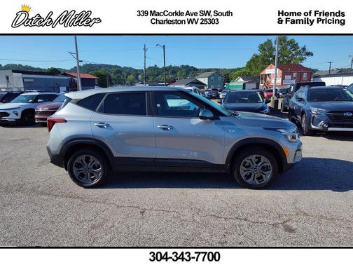 Steel Gray 2024 Kia Seltos LX