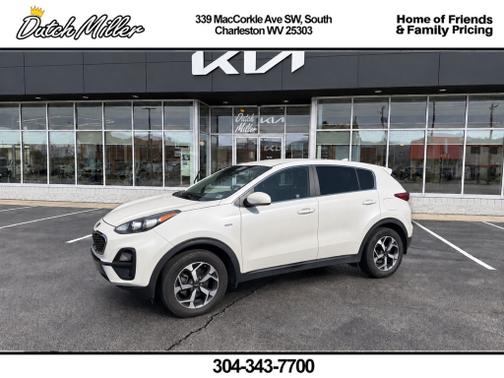 Snow White Pearl 2022 Kia Sportage LX