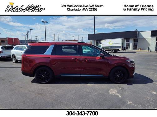 2024 Kia Carnival SX