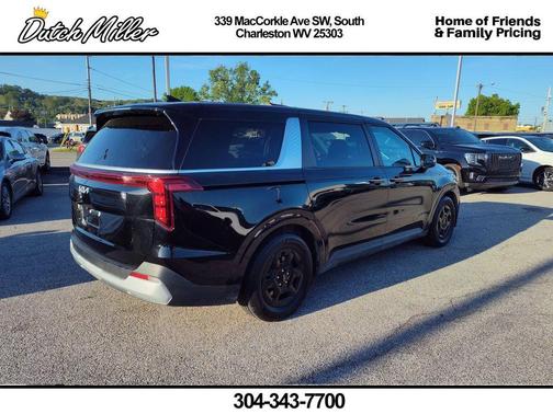 Aurora Black Pearl 2025 Kia Carnival LXS