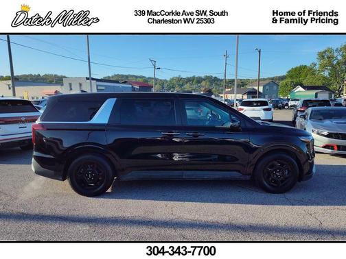 Aurora Black Pearl 2025 Kia Carnival LXS