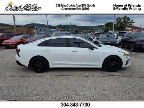 Snow White Pearl 2026 Kia K5 GT-Line