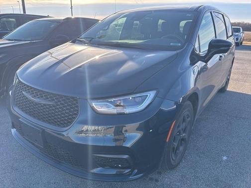 2022 Chrysler Pacifica Hybrid Limited