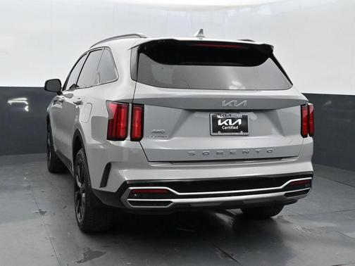 Gray 2022 Kia Sorento X-Line EX