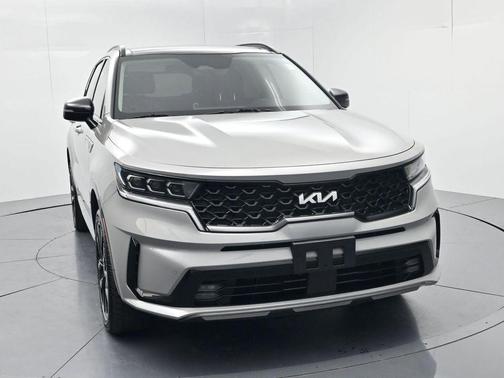 Gray 2022 Kia Sorento X-Line EX