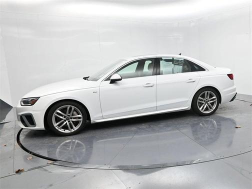 2023 Audi A4 45 S line Premium Plus