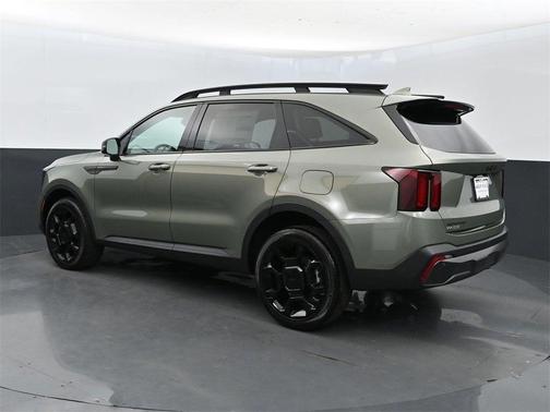 2025 Kia Sorento X-Line EX