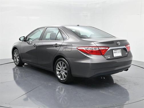 2016 Toyota Camry XLE