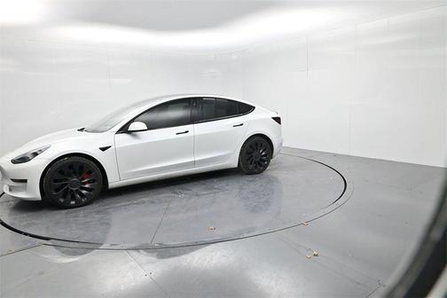 2023 Tesla Model 3 Performance