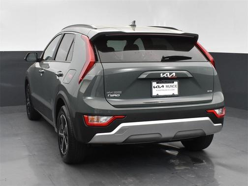 2025 Kia Niro EX