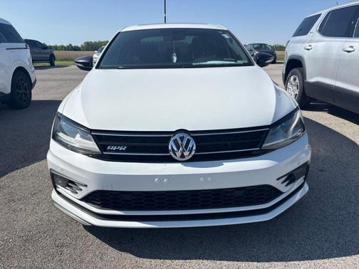 Pure White 2018 Volkswagen Jetta 2.0T GLI