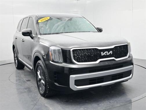 2023 Kia Telluride LX