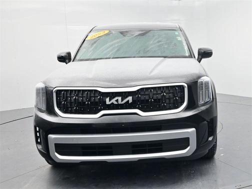2023 Kia Telluride LX