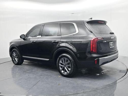 2023 Kia Telluride LX