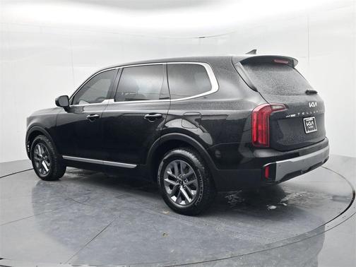 2023 Kia Telluride LX