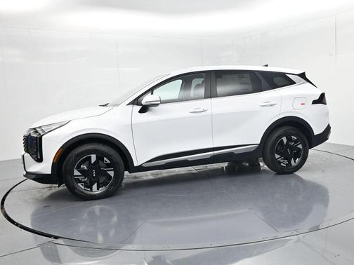 Glacial White Pearl 2026 Kia Sportage LX