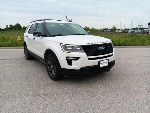 White Platinum Clearcoat Metallic 2018 Ford Explorer sport