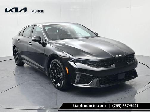 Aurora Black Pearl 2026 Kia K5 GT-Line