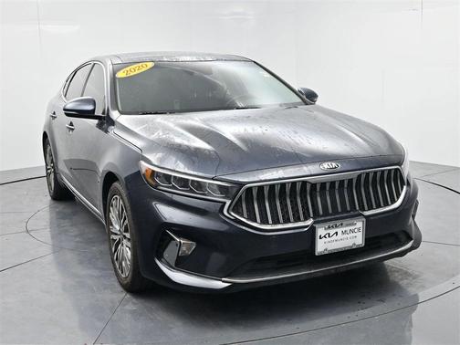 2020 Kia Cadenza Technology