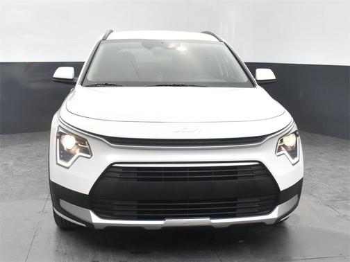 2025 Kia Niro LX