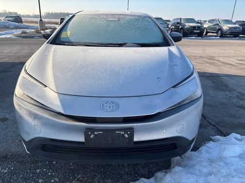 2025 Toyota Prius LE