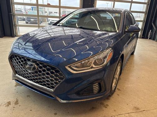 Lakeside Blue 2019 Hyundai SONATA Sport