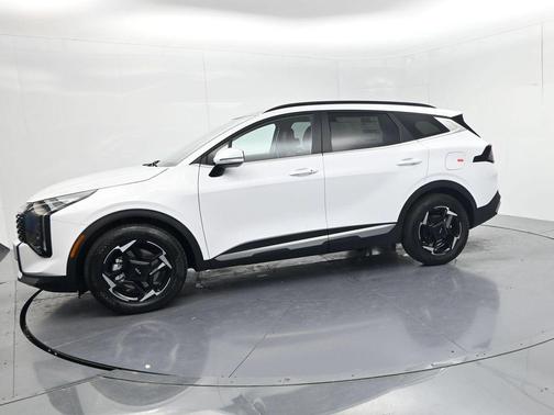Glacial White Pearl 2026 Kia Sportage EX