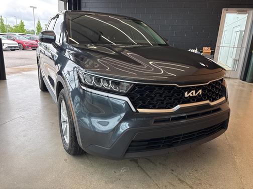 2023 Kia Sorento LX