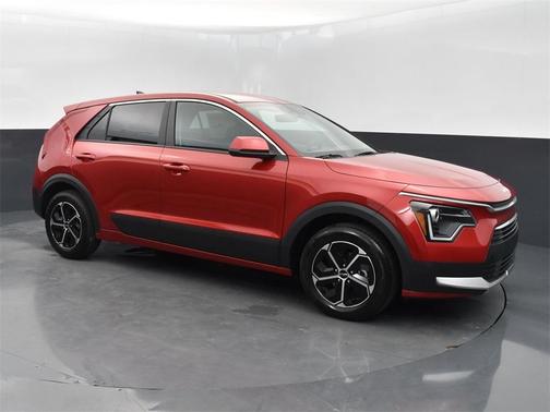 2025 Kia Niro LX