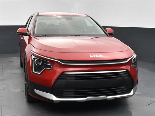 2025 Kia Niro LX