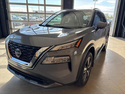 2022 Nissan Rogue SL