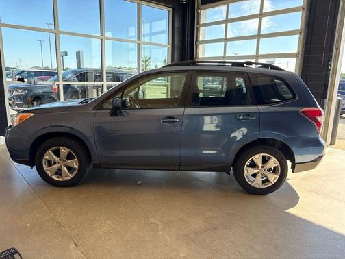 Quartz Blue Pearl 2016 Subaru Forester 2.5i Premium