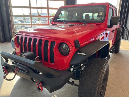 2020 Jeep Gladiator Sport