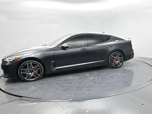 2022 Kia Stinger GT2