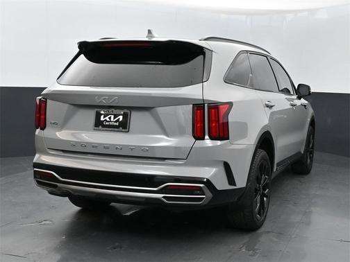2022 Kia Sorento X-Line EX