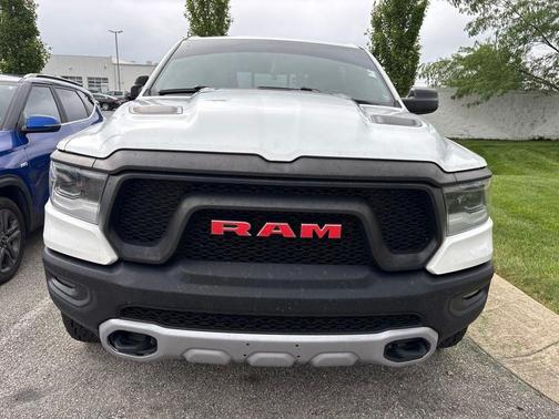 Bright White Clearcoat 2020 RAM 1500 Rebel
