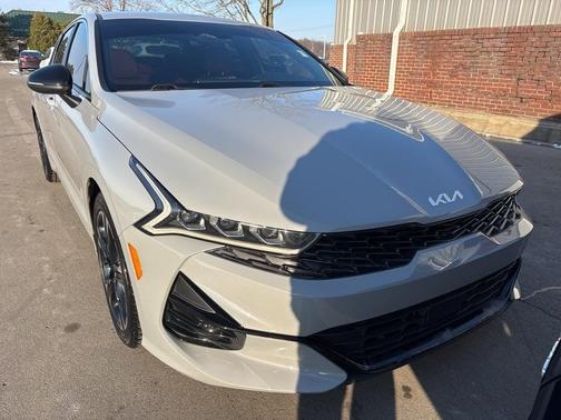 2023 Kia K5 GT-Line