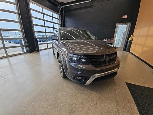 2020 Dodge Journey Crossroad