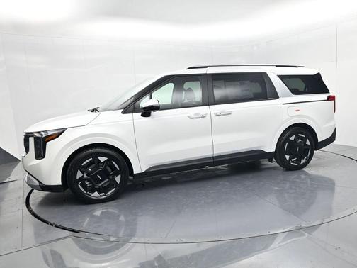 Snow White Pearl 2026 Kia Carnival EX