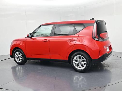 Inferno Red 2024 Kia Soul S