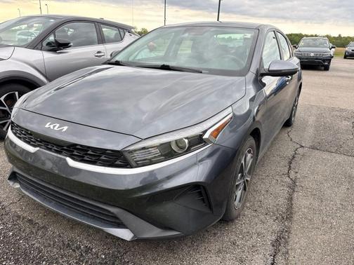 Gravity Gray 2022 Kia Forte LXS