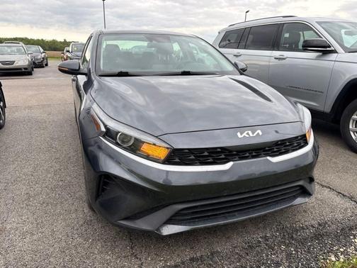 Gravity Gray 2022 Kia Forte LXS