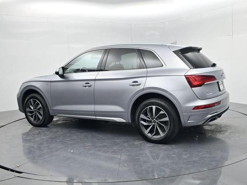 2023 Audi Q5 45 S line quattro Premium