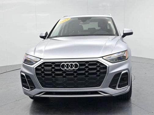 2023 Audi Q5 45 S line quattro Premium