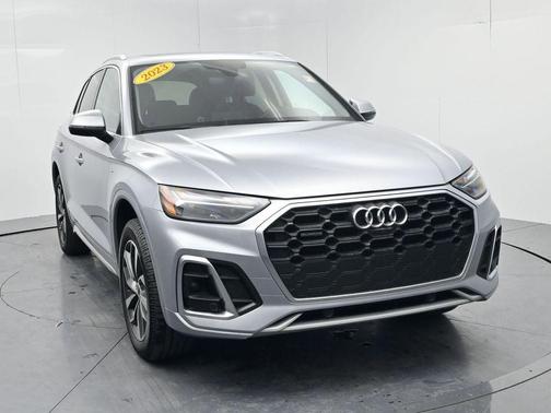 2023 Audi Q5 45 S line quattro Premium