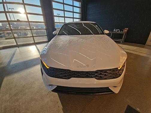 2022 Kia K5 LXS