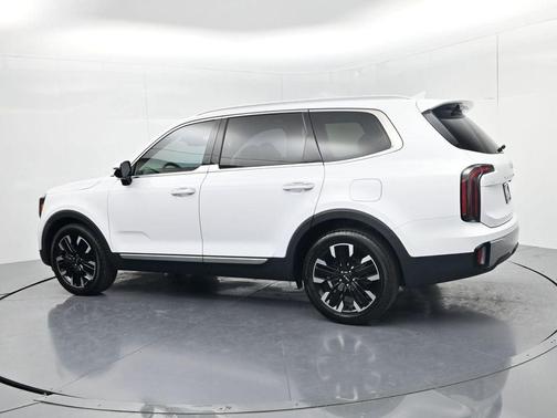 Glacial White Pearl 2023 Kia Telluride SX-Prestige